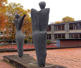 Skulpturen von Bernhard Heiliger „Figuren in Beziehung“